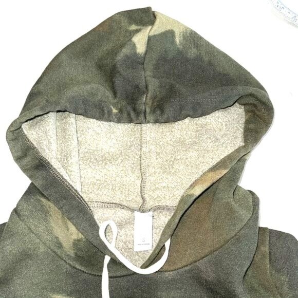 Camo Hoodie Sweatshirt With Kangaroo Pocket & Drawstring Hood - Picture 5 of 10